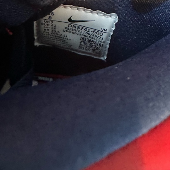 Nike SB Dunk High Supreme “By Any Means” - Picture 7 of 7